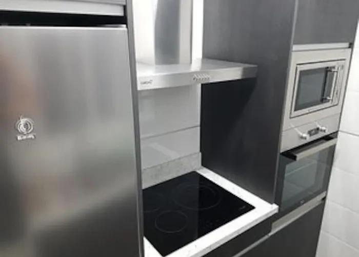 Lejlighed Beautiful In La Carihuela, Torremolinos